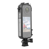 Marco protector de plástico para PC con zapata fría PULUZ para Insta360 X4 con adaptador de montaje y tornillo, marco para PC con zapata fría